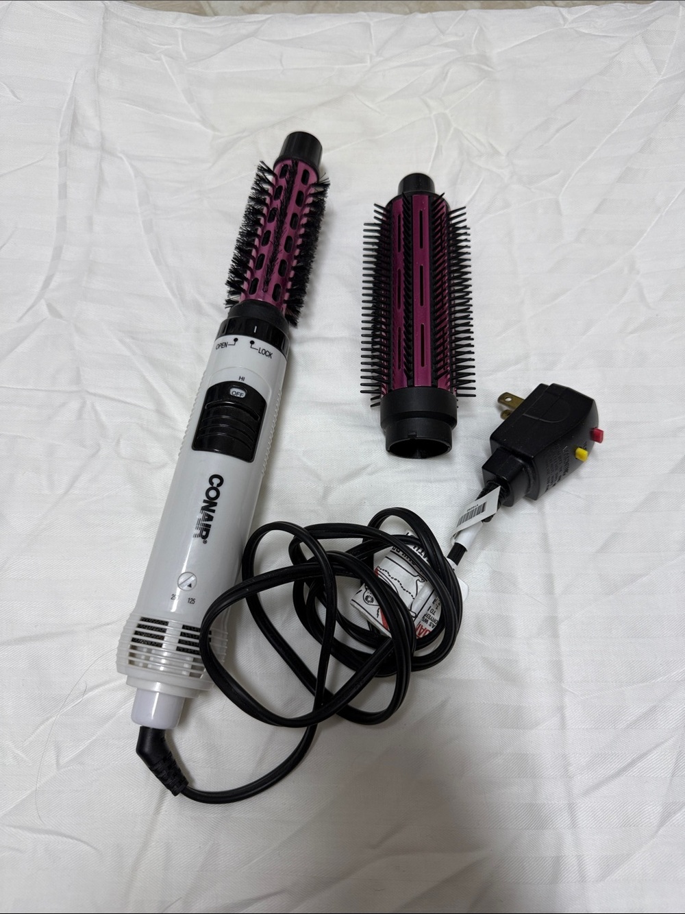 Conair Hot Air Styler 2-in-1 Brush Set White Pink
